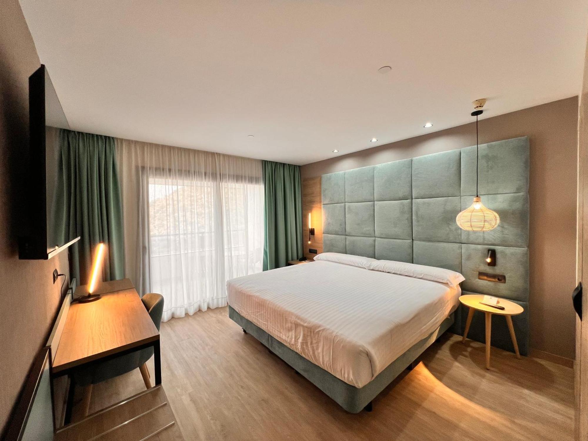 Hotel Maya Alicante Dış mekan fotoğraf